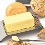 Маслянка Combo з ножем, 19,3 х 12 см